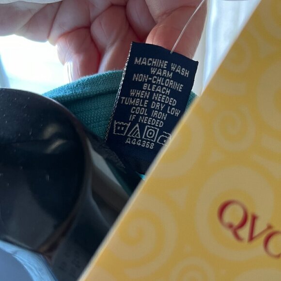 Denim & Co. Sweatshirt Crew Neckline Wide Wale Ribbed Trim Woven Chenille Teal S - Picture 5 of 9